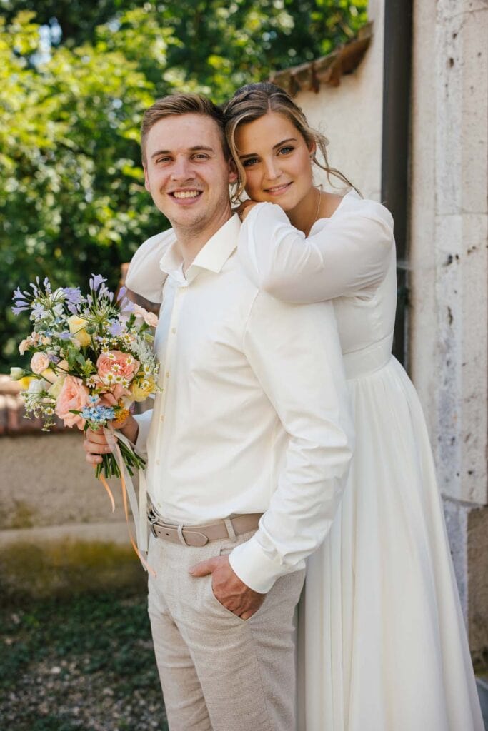 Natürliches Hochzeitsfoto von Saskia Römer – Fotografie mit Herz Lauingen.